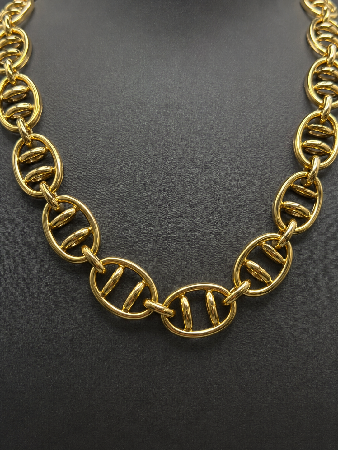 9k Gold-Tone Oval Link Necklace